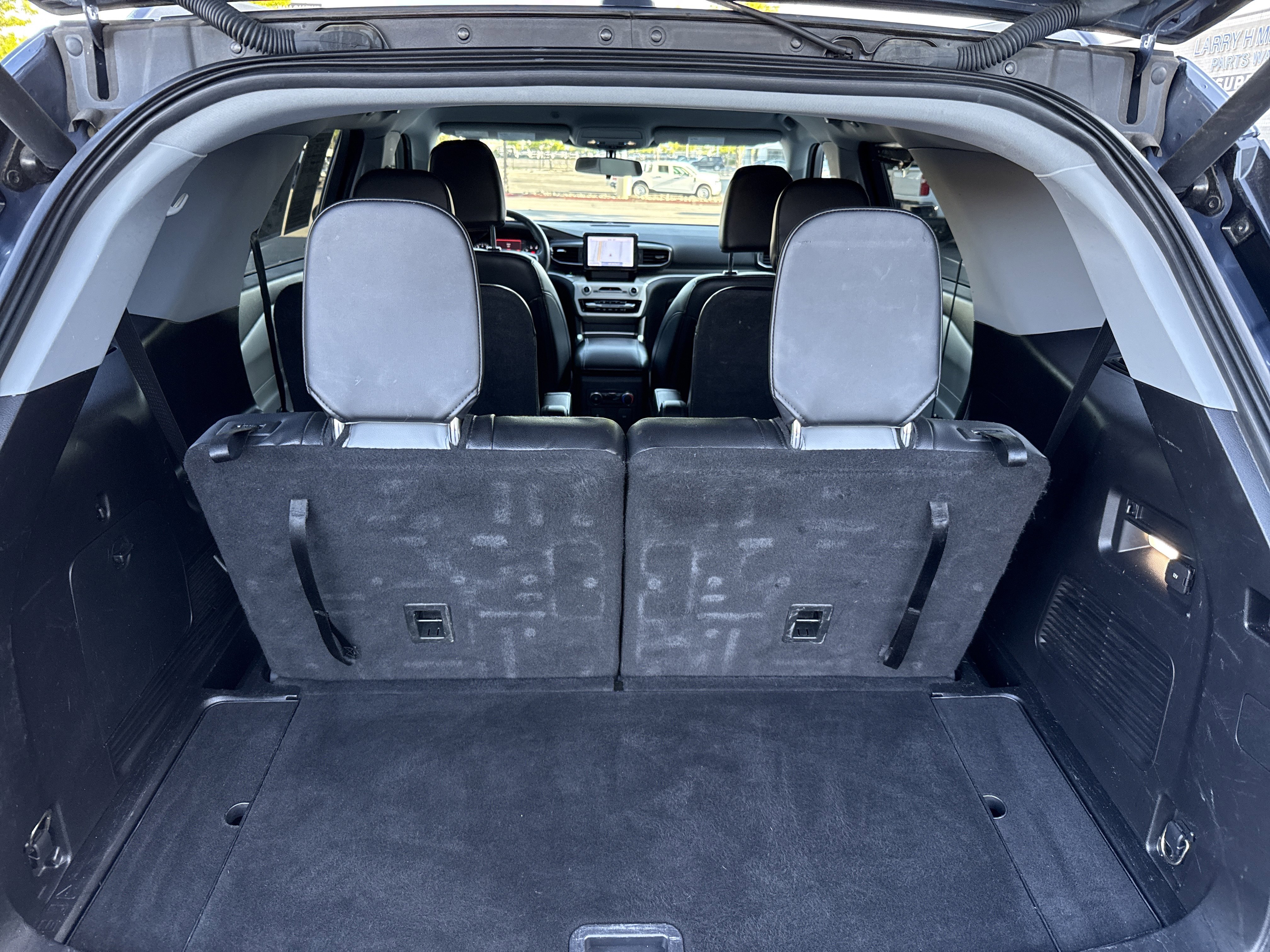 Certified 2021 Ford Explorer XLT w/ Equipment Group 202A RWD image 28