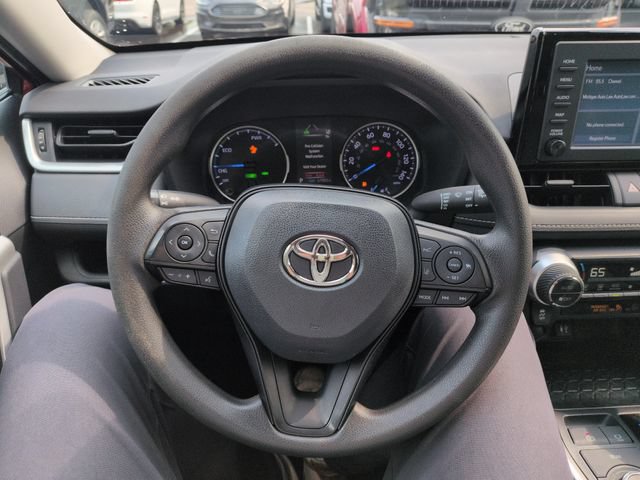 Used 2019 Toyota RAV4 LE w/ Carpet Mat Package AWD/4WD image 30