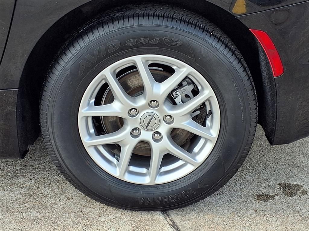 Used 2024 Chrysler Pacifica Touring-L image 33