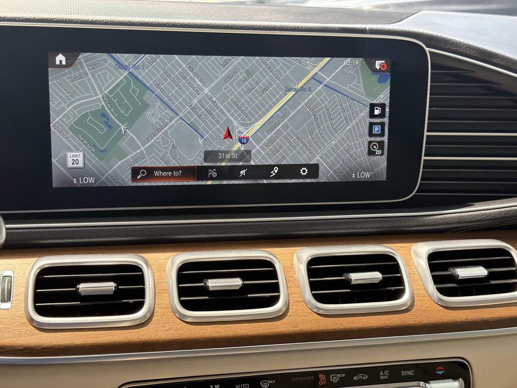 Used 2022 Mercedes-Benz GLS 450 4MATIC image 27