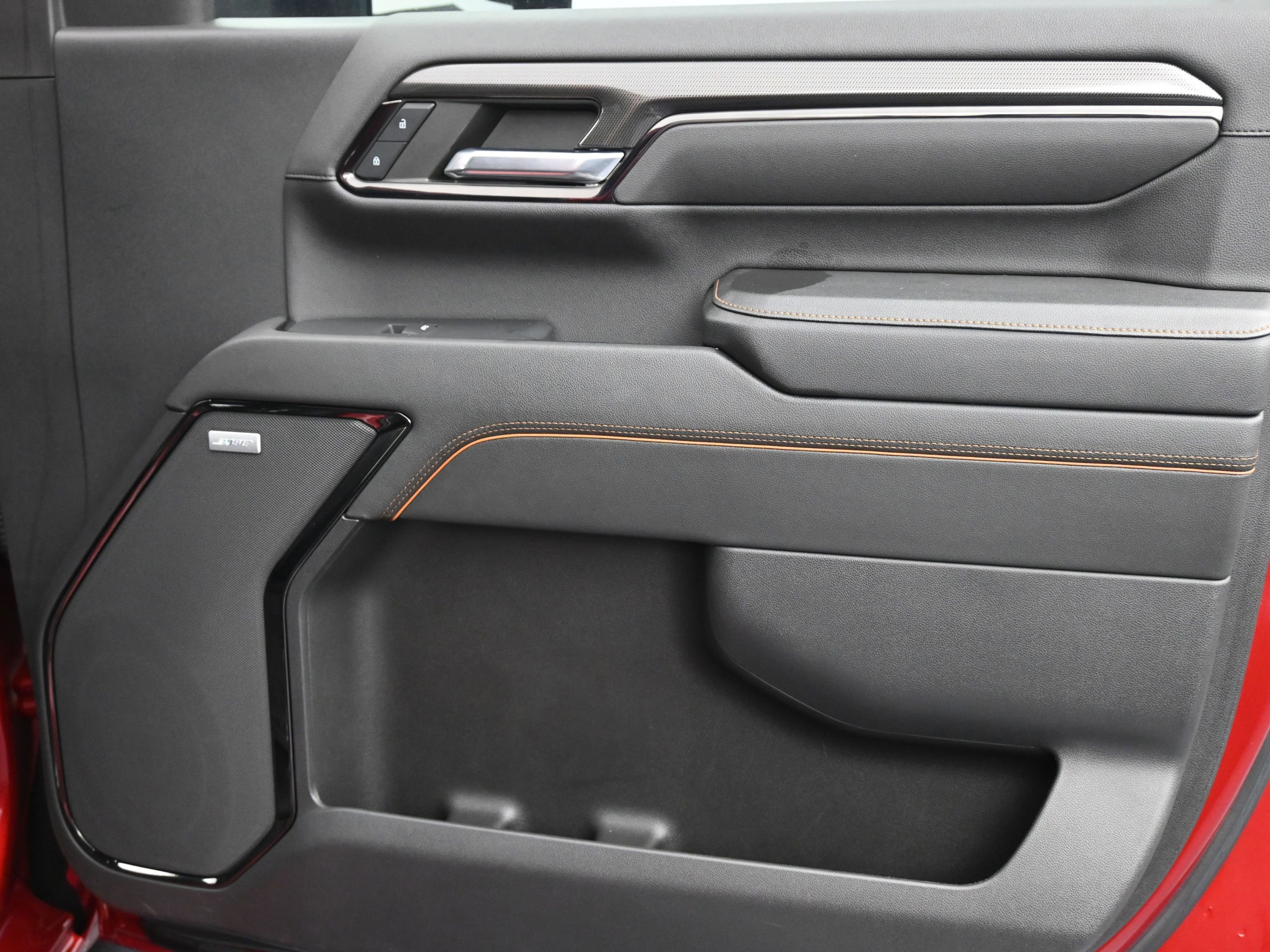 Used 2024 GMC Sierra 2500 AT4 w/ AT4 Premium Plus Package image 39