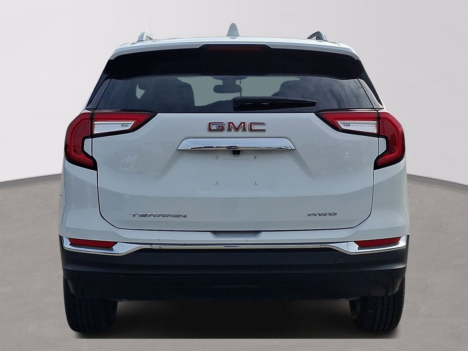 Used 2024 GMC Terrain SLT image 5