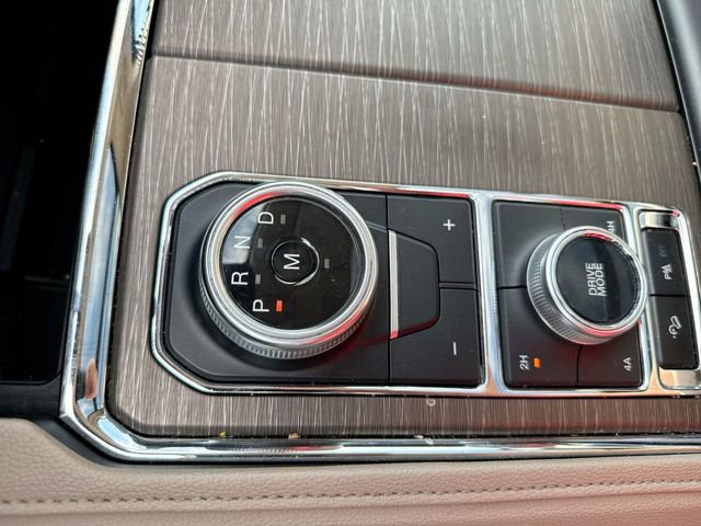 Certified 2024 Ford Expedition Limited AWD/4WD image 23