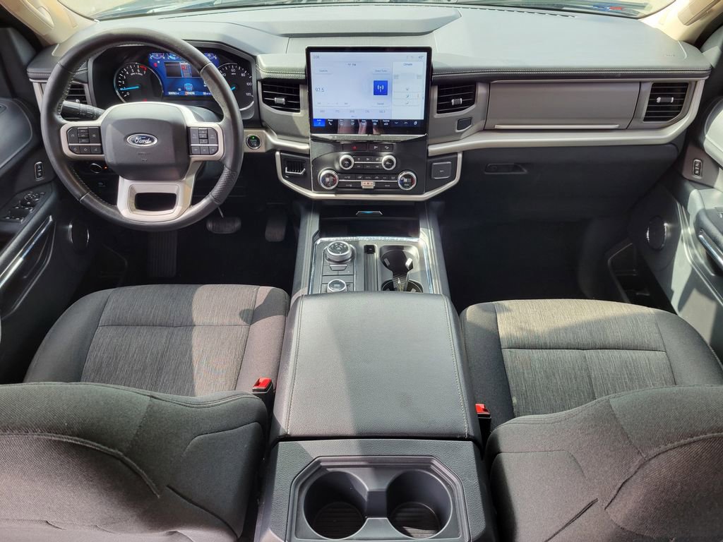 Certified 2023 Ford Expedition Max XLT image 17