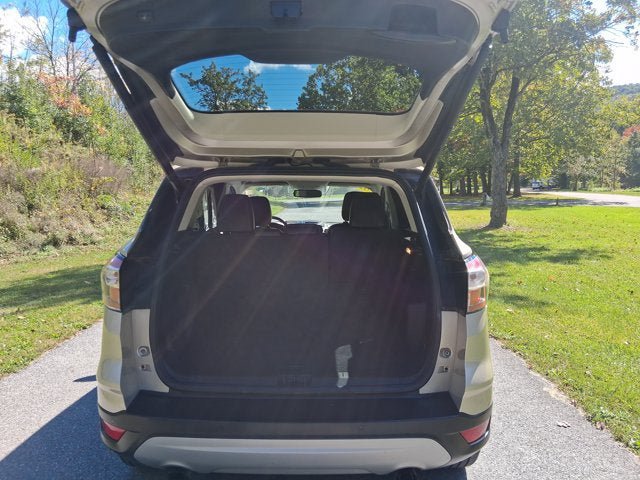 Certified 2018 Ford Escape SEL w/ Ford Safe & Smart Package AWD/4WD image 11