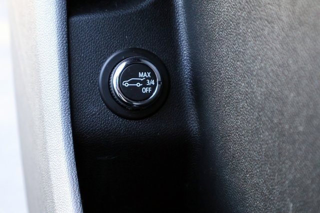 Used 2024 Cadillac XT4 Premium Luxury image 28