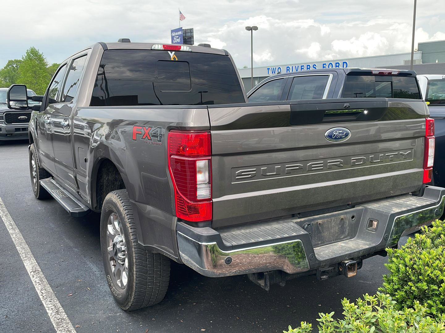 Certified 2021 Ford F250 Lariat w/ Lariat Ultimate Package AWD/4WD image 2