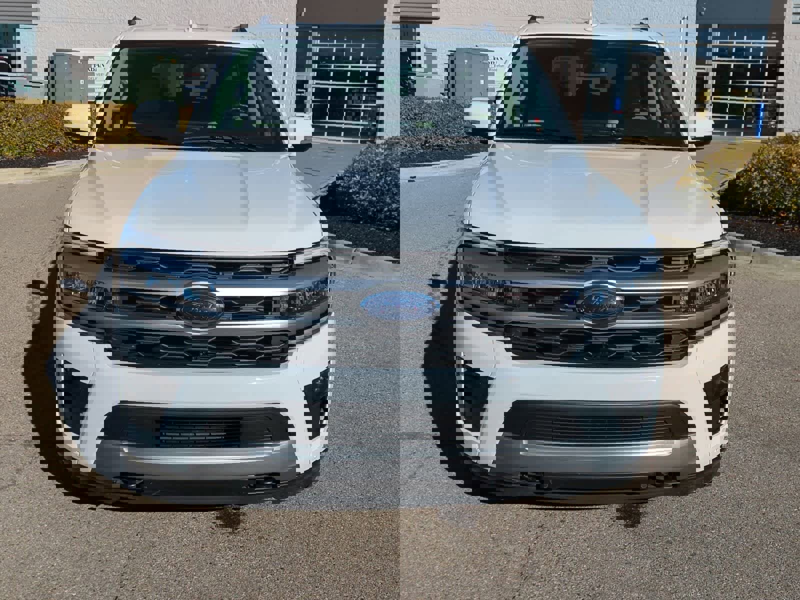 Certified 2022 Ford Expedition XLT image 3