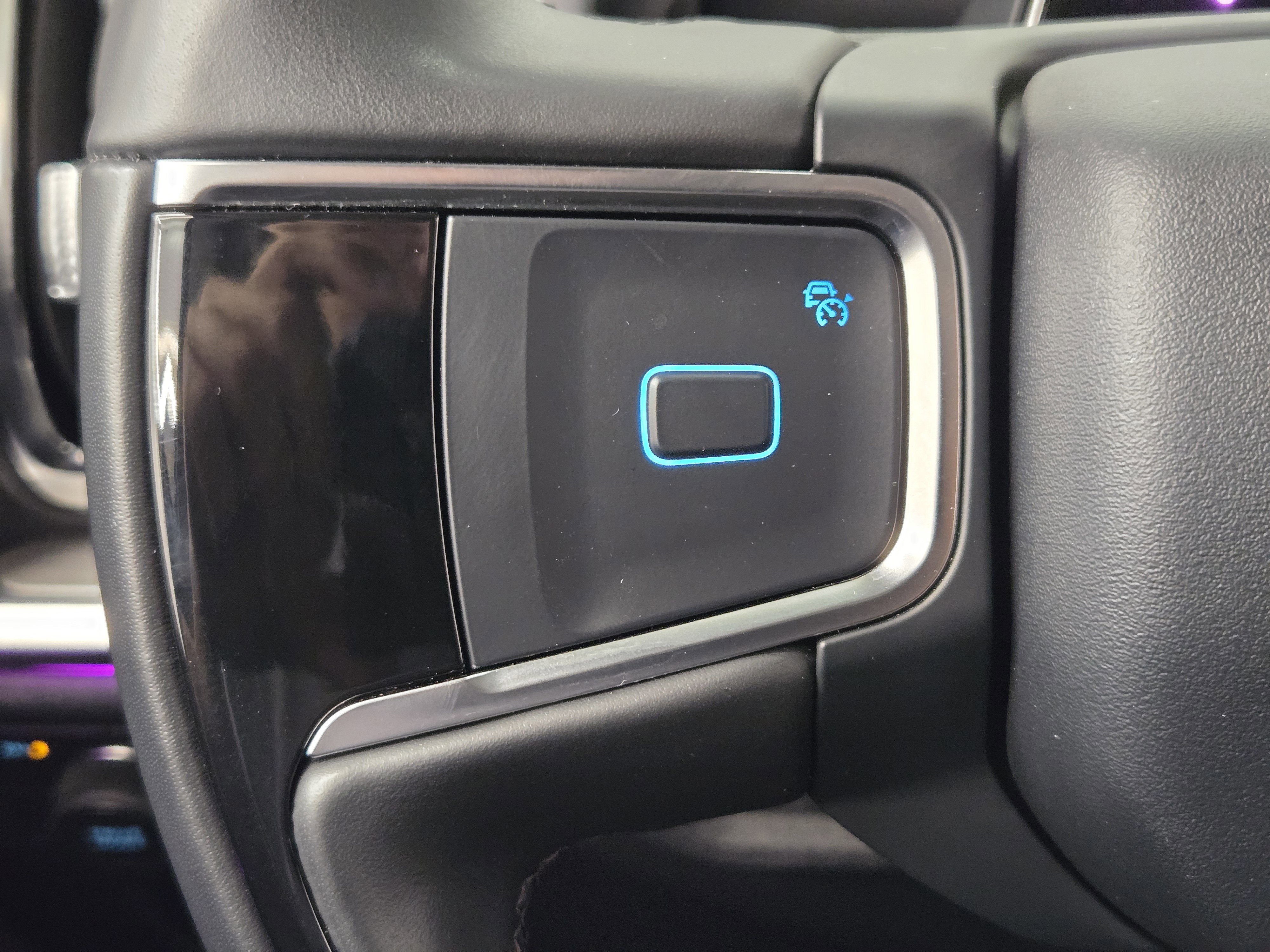 Certified 2025 Ford Expedition Platinum w/ Driver's Package AWD/4WD image 29