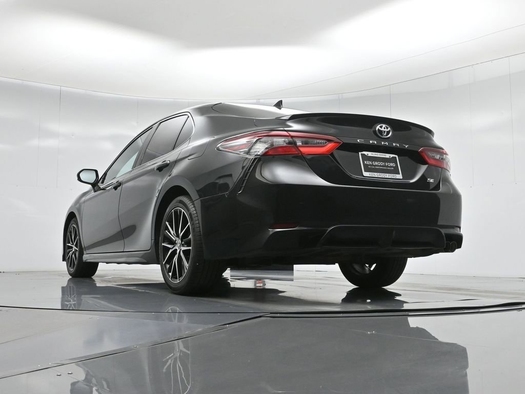 Used 2022 Toyota Camry SE image 49