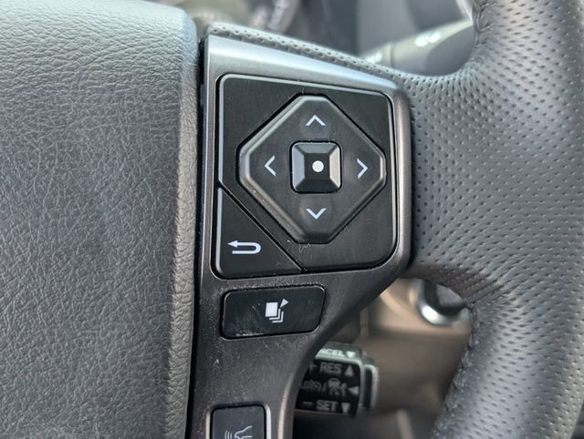 Used 2022 Toyota Tacoma TRD Sport w/ Technology Package RWD image 23