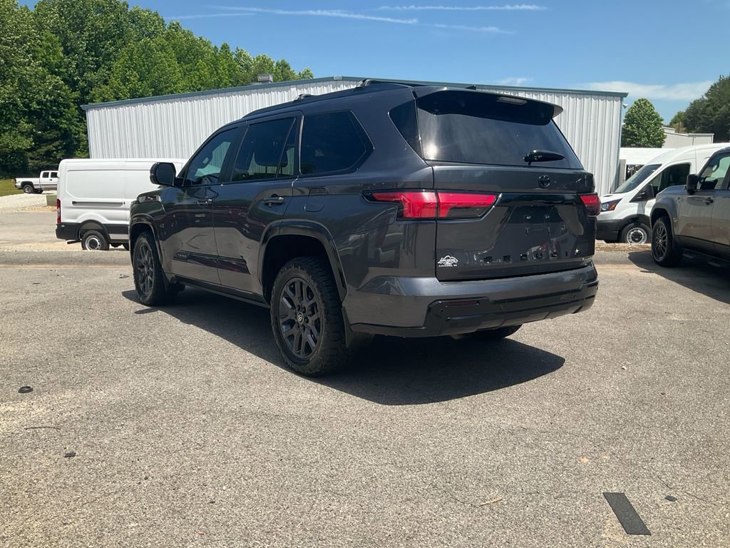 Used 2025 Toyota Sequoia Platinum AWD/4WD image 7