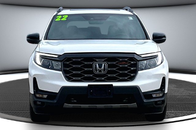 Used 2022 Honda Passport TrailSport image 2