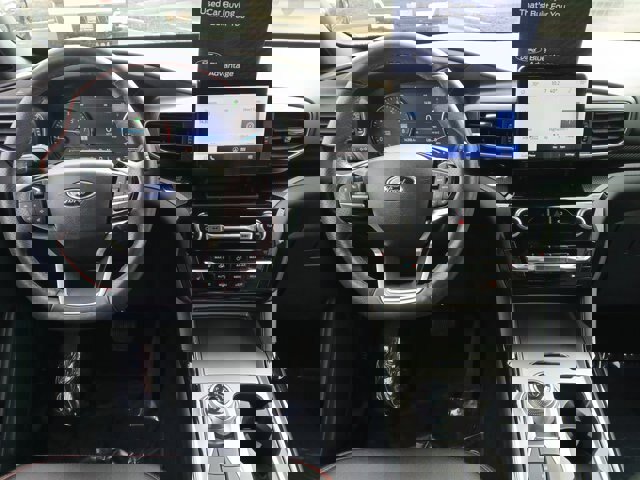 Certified 2023 Ford Explorer ST-Line w/ Class IV Trailer Tow Package image 9