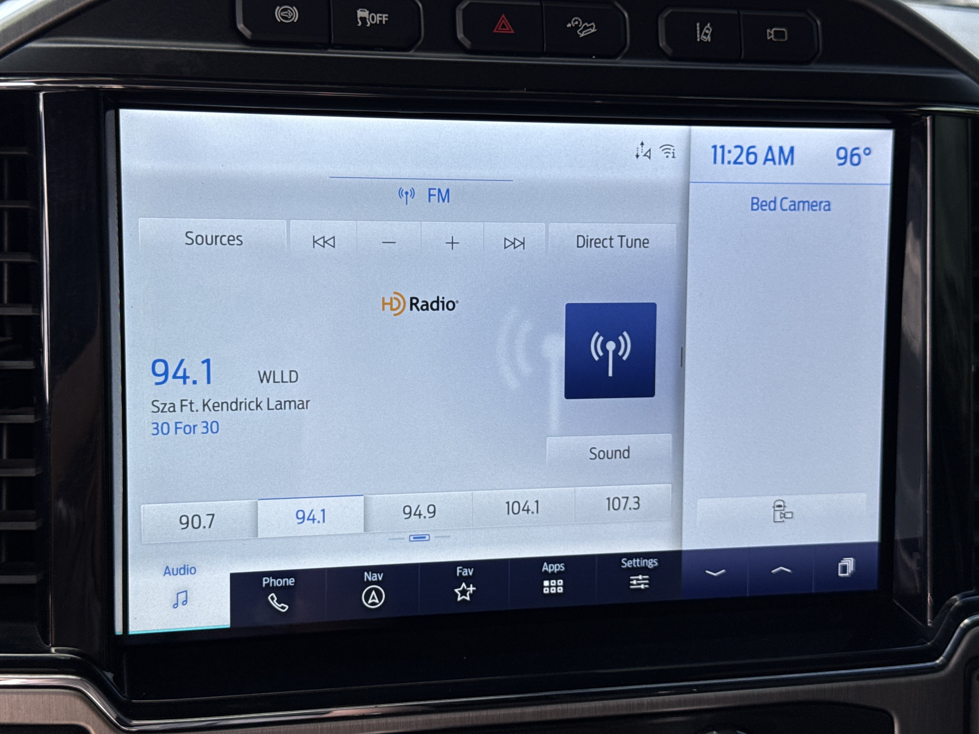 Certified 2022 Ford F450 Platinum w/ FX4 Off-Road Package AWD/4WD image 23