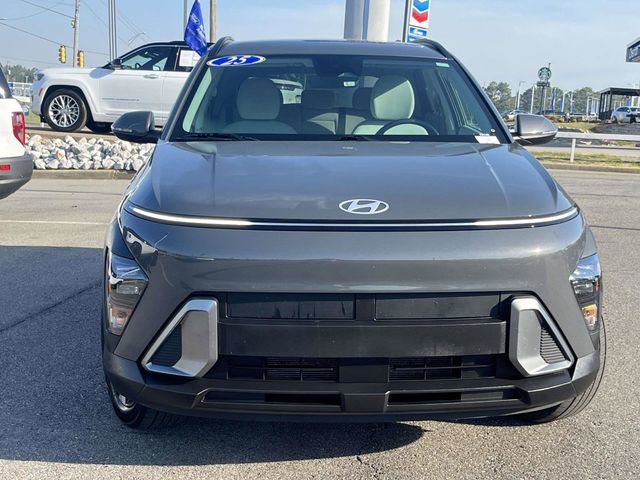 Used 2025 Hyundai Kona SEL AWD/4WD image 5