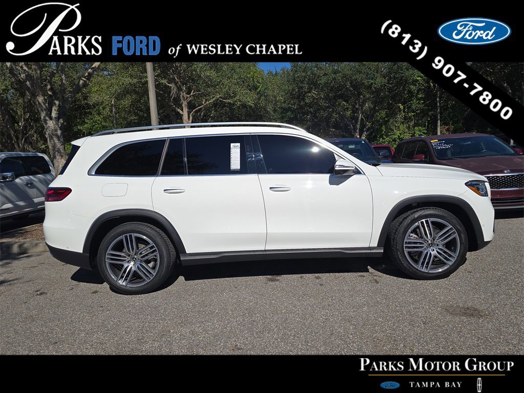Used 2024 Mercedes-Benz GLS 450 4MATIC image 3