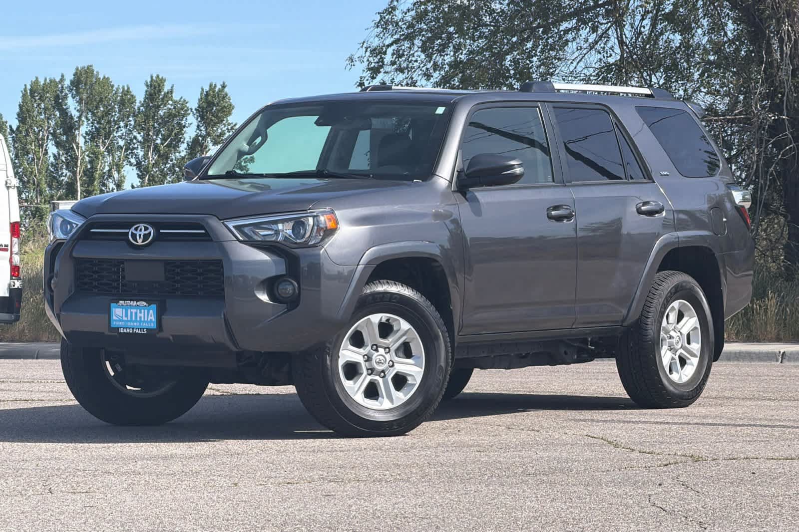 Used 2023 Toyota 4Runner SR5 Premium w/ Moonroof Package AWD/4WD image 1