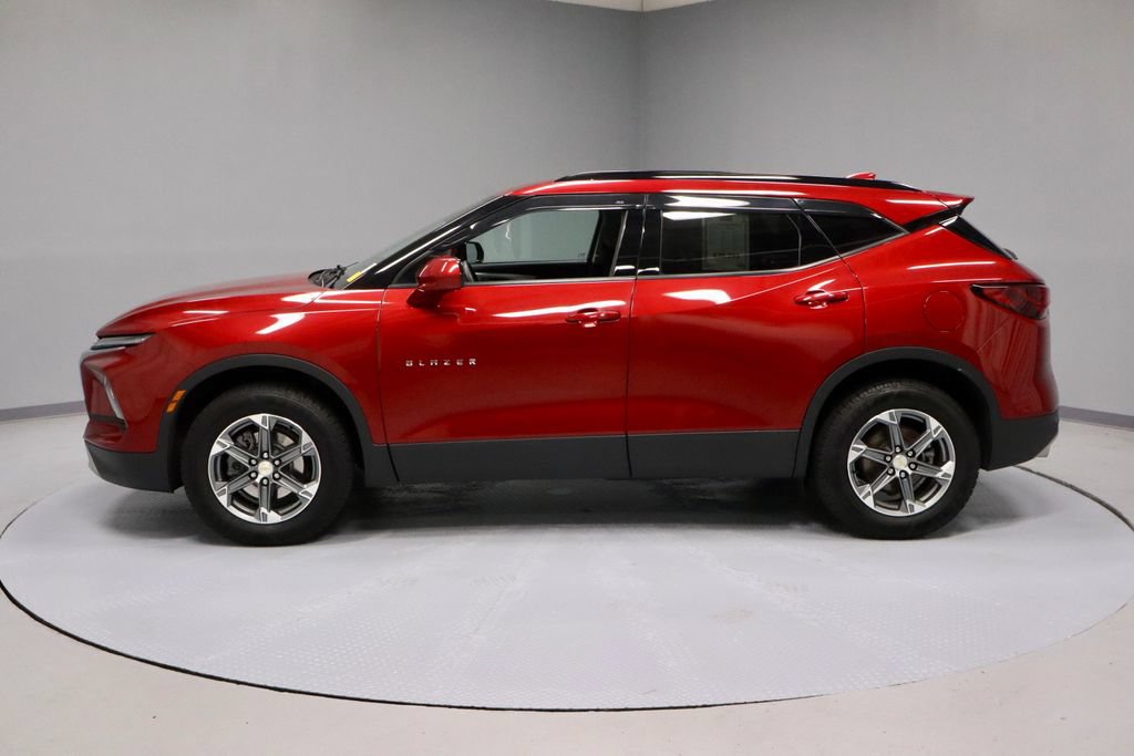 Used 2023 Chevrolet Blazer LT w/ Convenience Package AWD/4WD image 7
