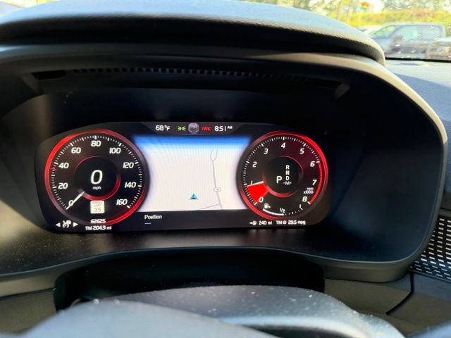 Used 2021 Volvo XC40 T5 R-Design w/ Advanced Package AWD/4WD image 14