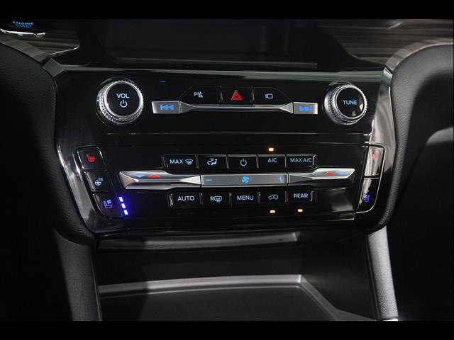 Certified 2023 Ford Explorer Limited w/ Equipment Group 301A AWD/4WD image 15