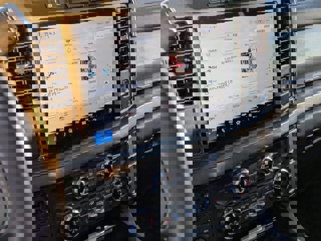 Certified 2024 Ford F250 Lariat w/ Chrome Package image 21