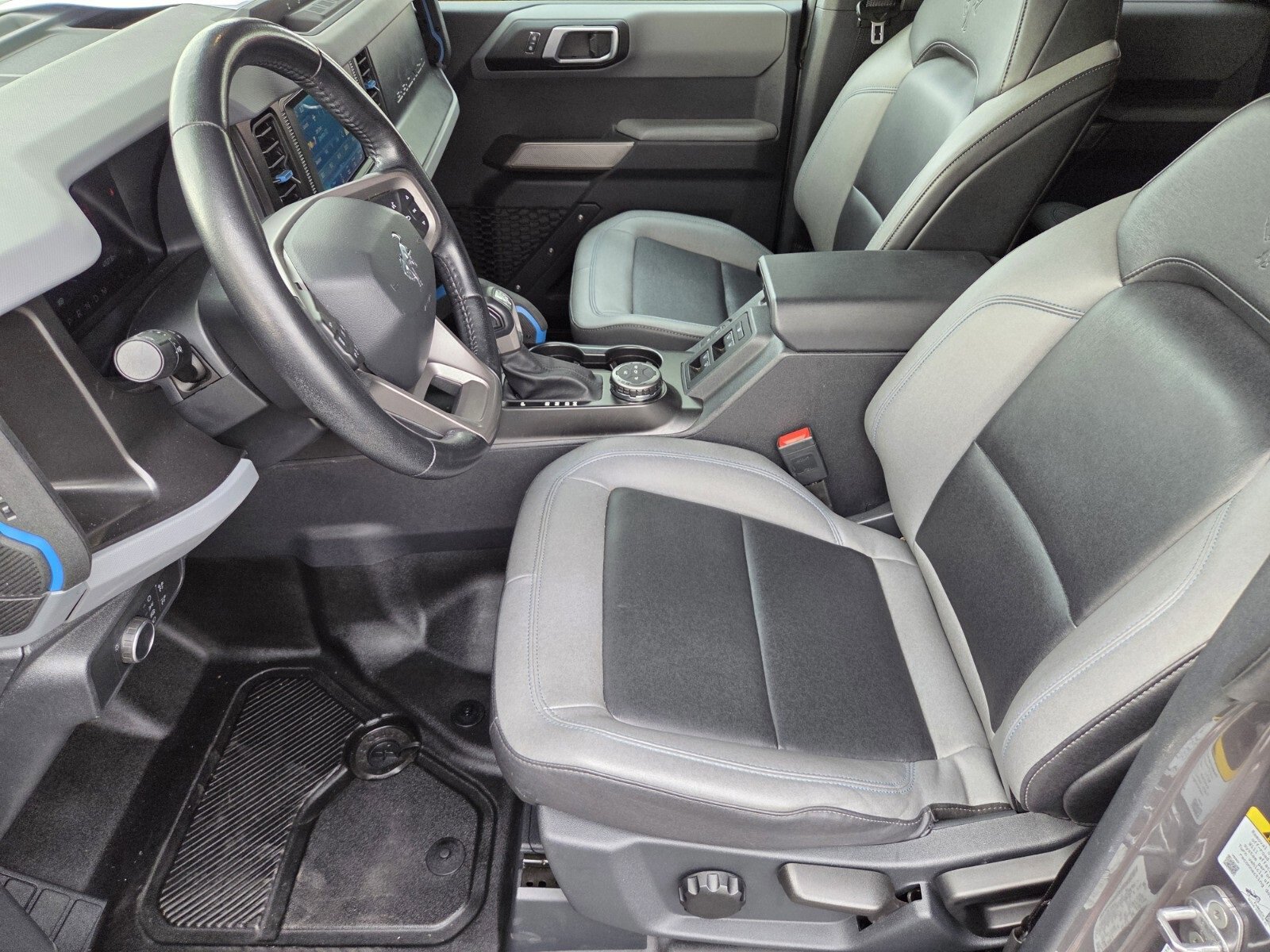 Certified 2021 Ford Bronco Black Diamond image 10