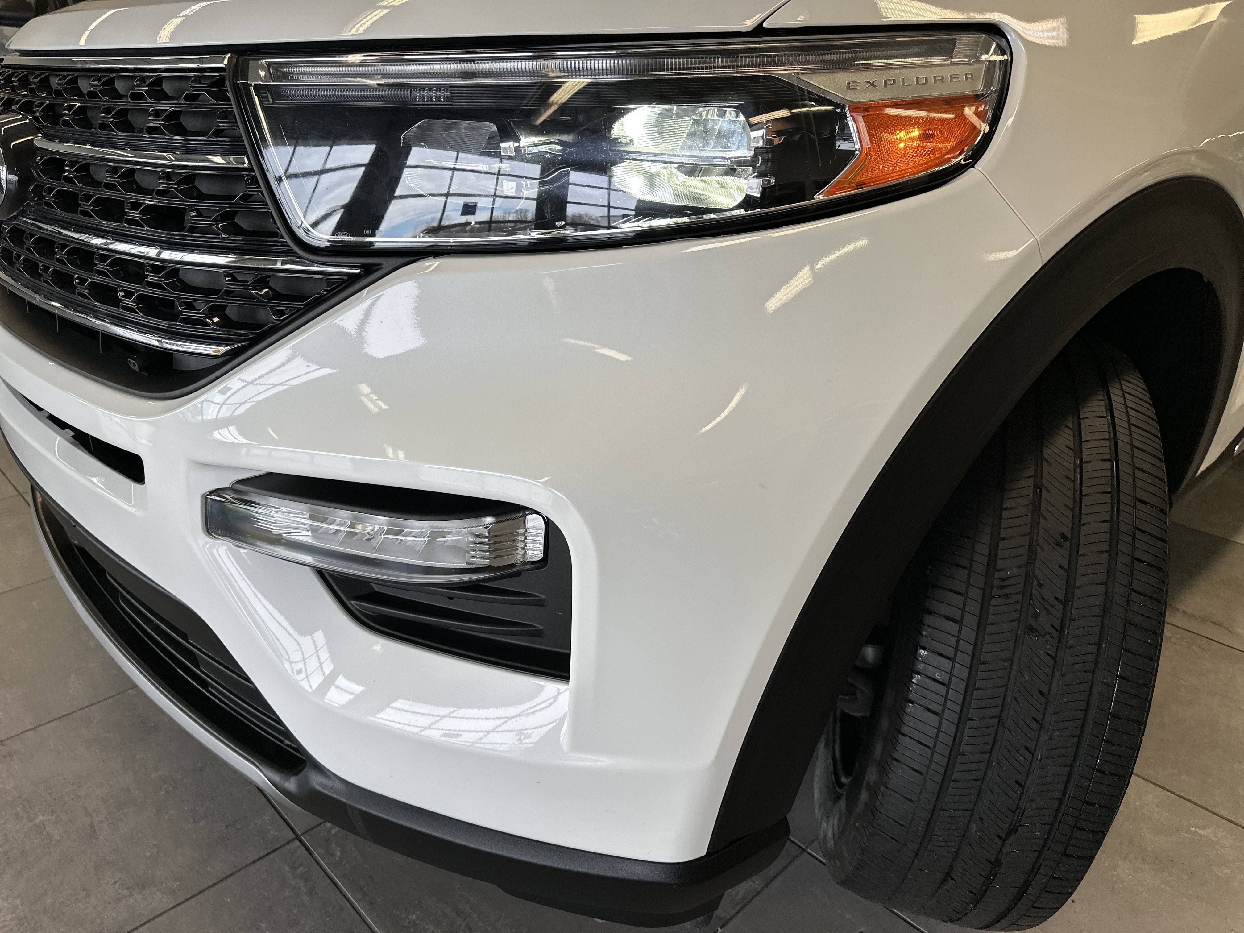 Certified 2022 Ford Explorer XLT w/ Equipment Group 202A image 21