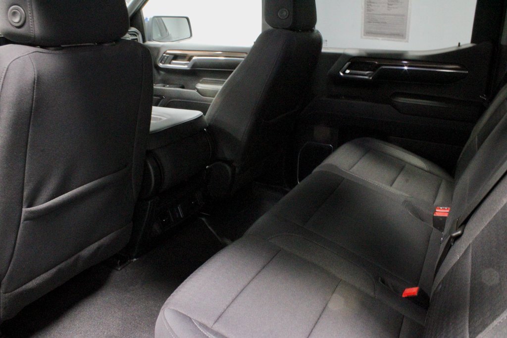 Used 2024 Chevrolet Silverado 1500 LT image 21