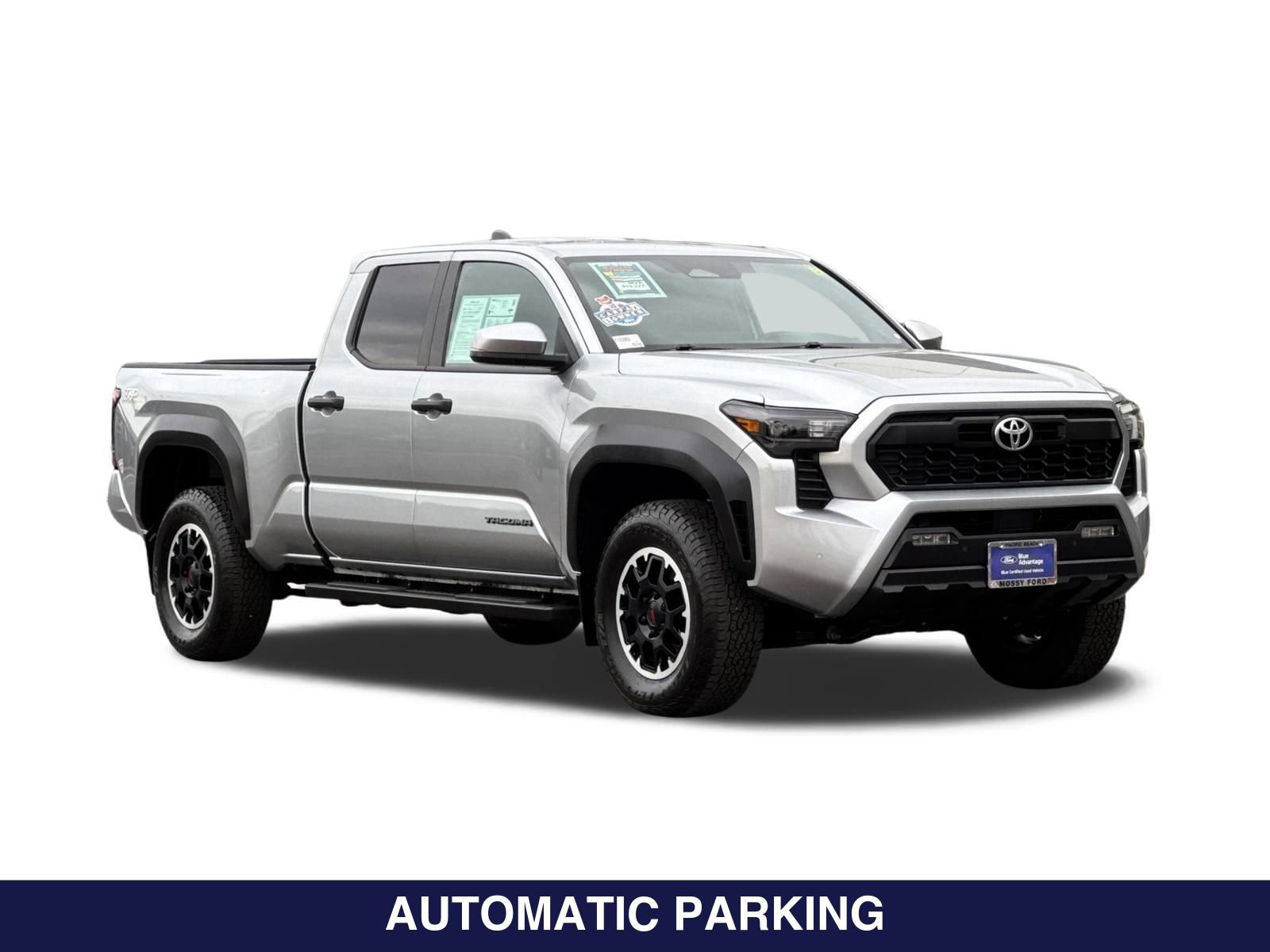 Used 2024 Toyota Tacoma TRD Off-Road w/ TRD Off Road Upgrade Package AWD/4WD image 4