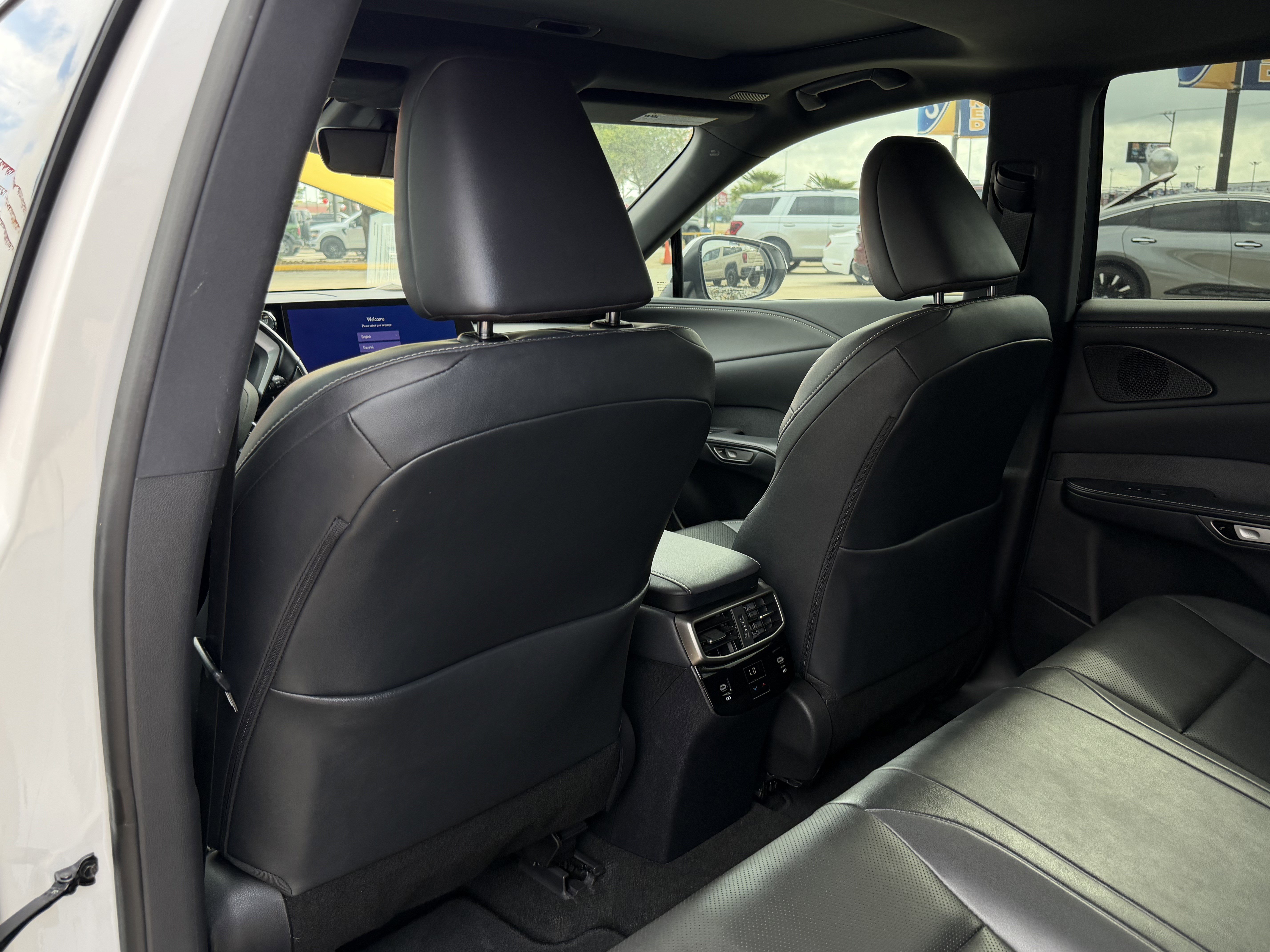 Used 2024 Lexus RX 350 Premium w/ Accessory Package (Z1) FWD image 13