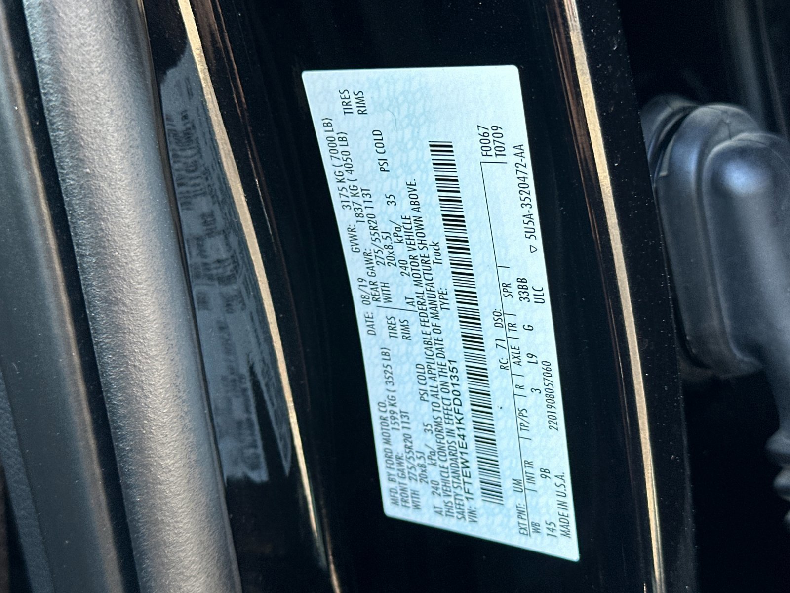 Certified 2019 Ford F150 Platinum w/ Equipment Group 701A Luxury image 28