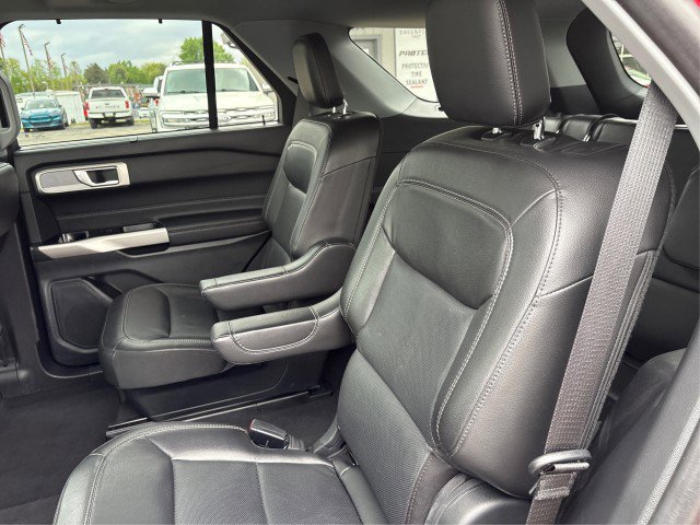 Certified 2022 Ford Explorer Limited w/ Equipment Group 301A AWD/4WD image 9