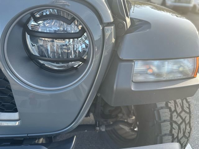 Used 2020 Jeep Gladiator Rubicon image 9