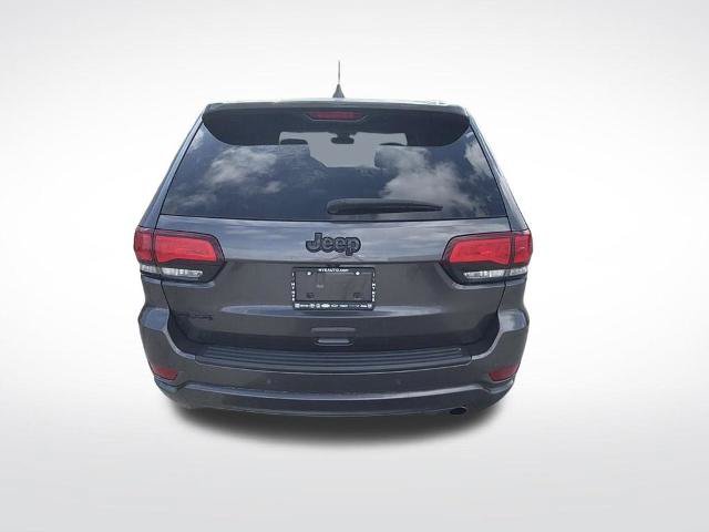 Used 2019 Jeep Grand Cherokee Altitude AWD/4WD image 4