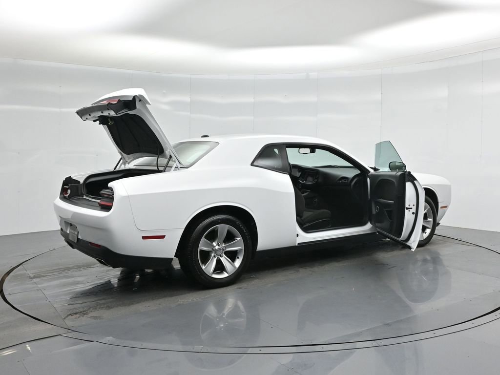 Used 2020 Dodge Challenger SXT image 11