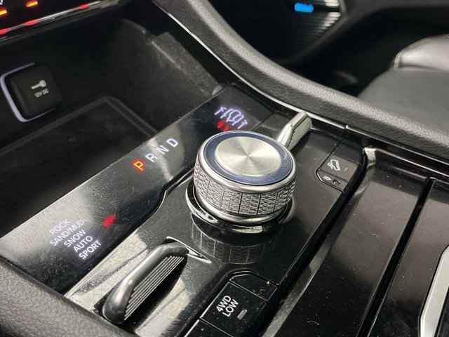 Used 2021 Jeep Grand Cherokee L Overland w/ Luxury Tech Group IV AWD/4WD image 28