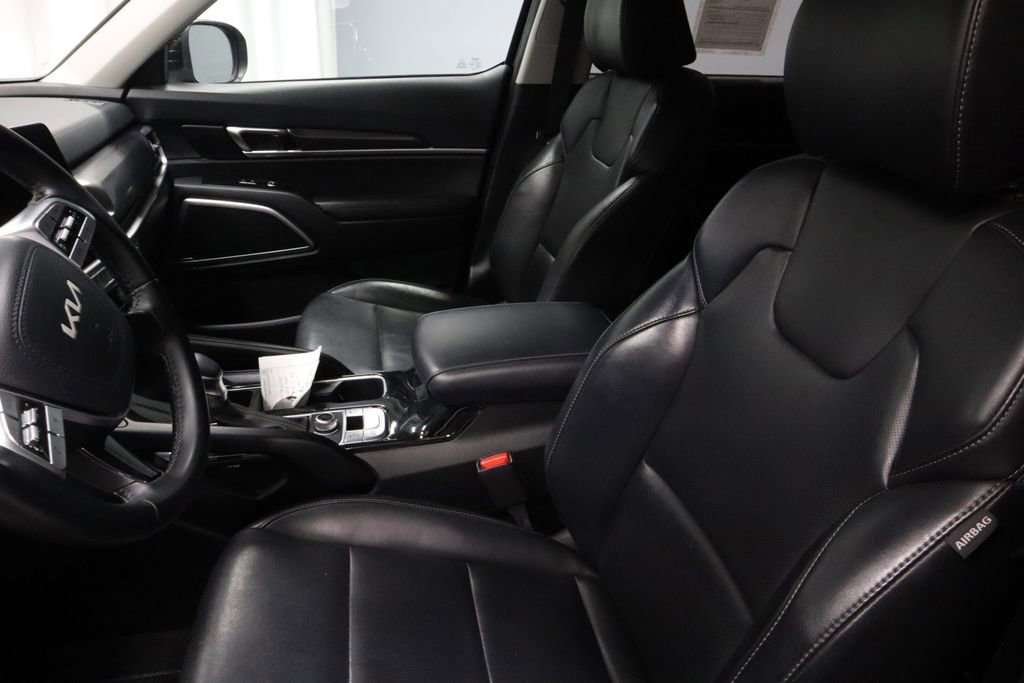 Used 2025 Kia Telluride S image 25