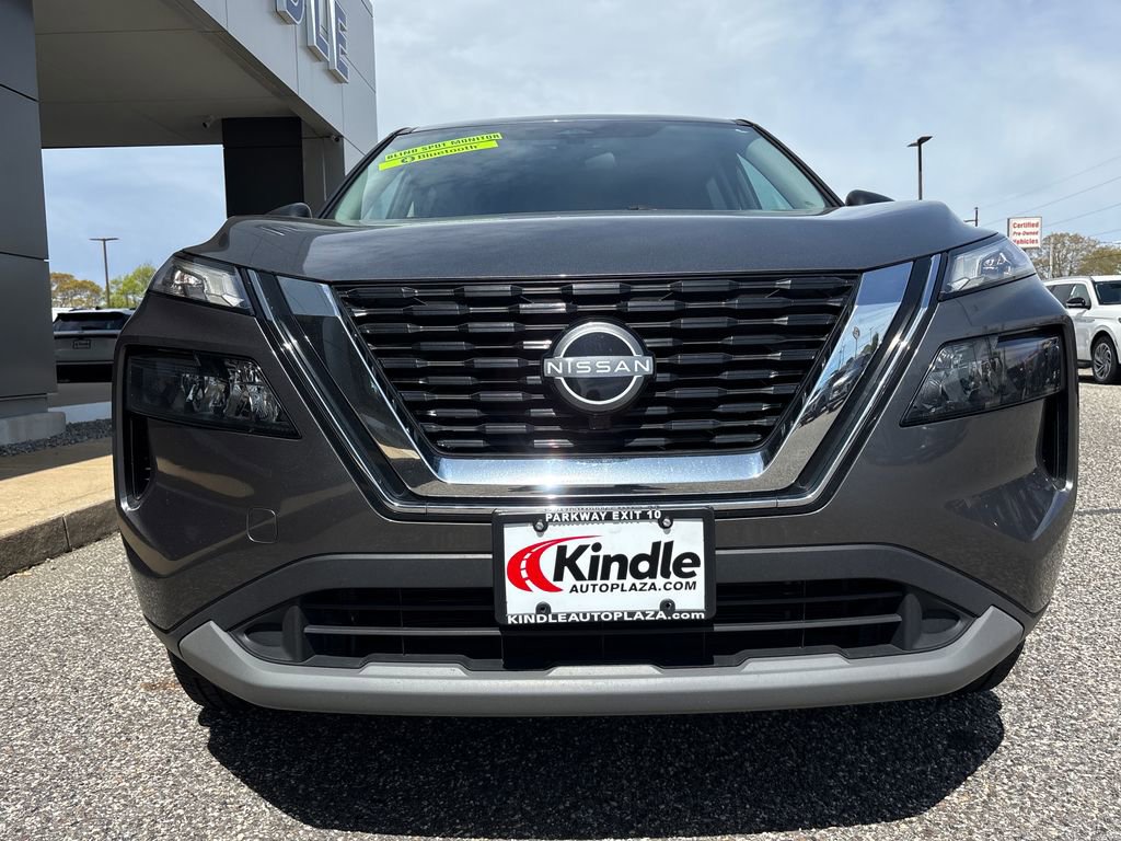 Used 2023 Nissan Rogue S AWD/4WD image 4