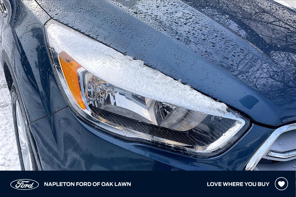 Certified 2018 Ford Escape SE image 26