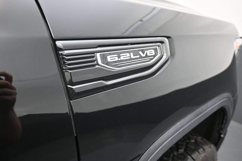 Used 2021 GMC Sierra 1500 AT4 w/ AT4 Premium Package AWD/4WD image 14