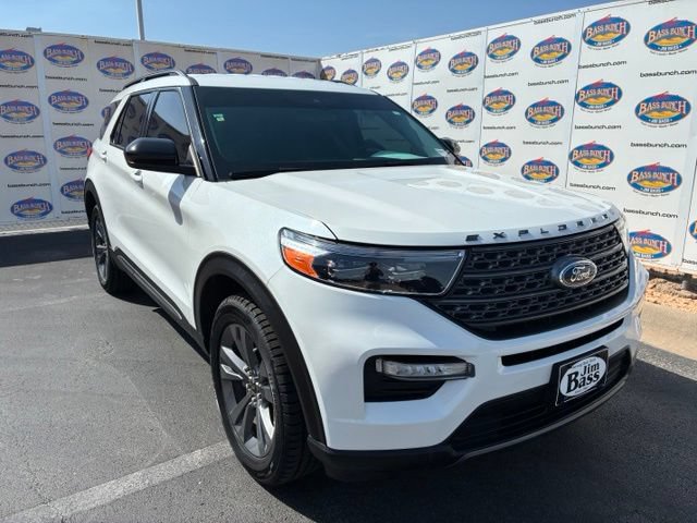Certified 2023 Ford Explorer XLT w/ Equipment Group 202A AWD/4WD image 2