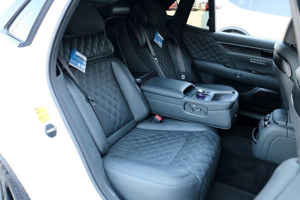 Used 2026 Genesis G90 3.5T Prestige AWD/4WD image 40
