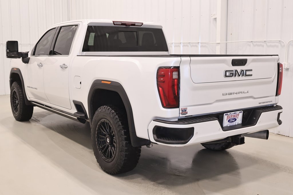 Used 2024 GMC Sierra 3500 Denali Ultimate image 3