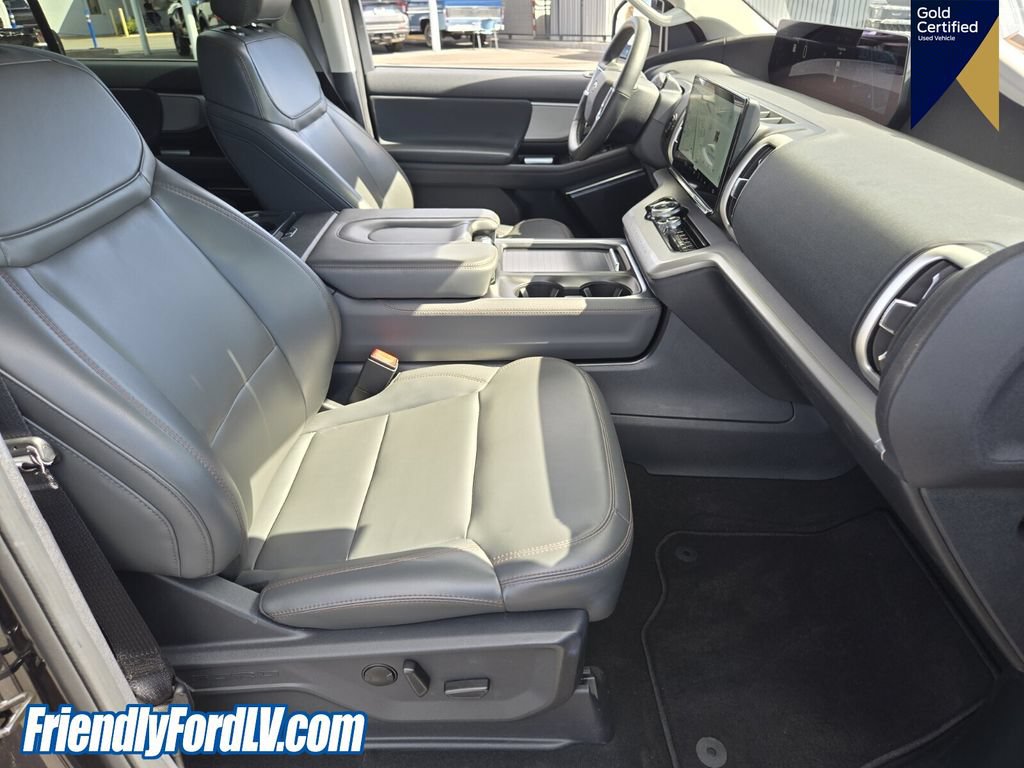Certified 2025 Ford Expedition Active AWD/4WD image 19