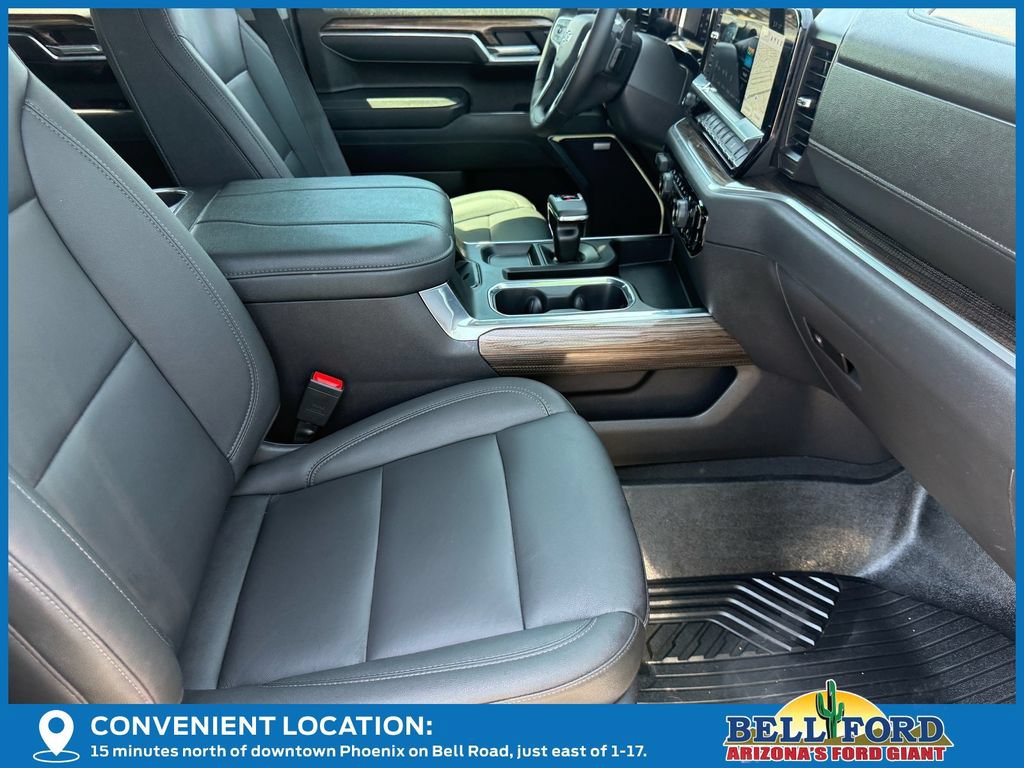 Used 2026 Chevrolet Silverado 1500 LT Trail Boss w/ LT Trail Boss Premium Package AWD/4WD image 33