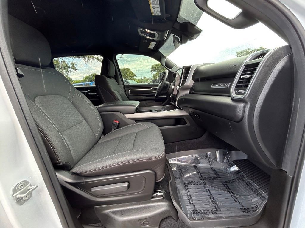 Used 2025 RAM 1500 Big Horn RWD image 26