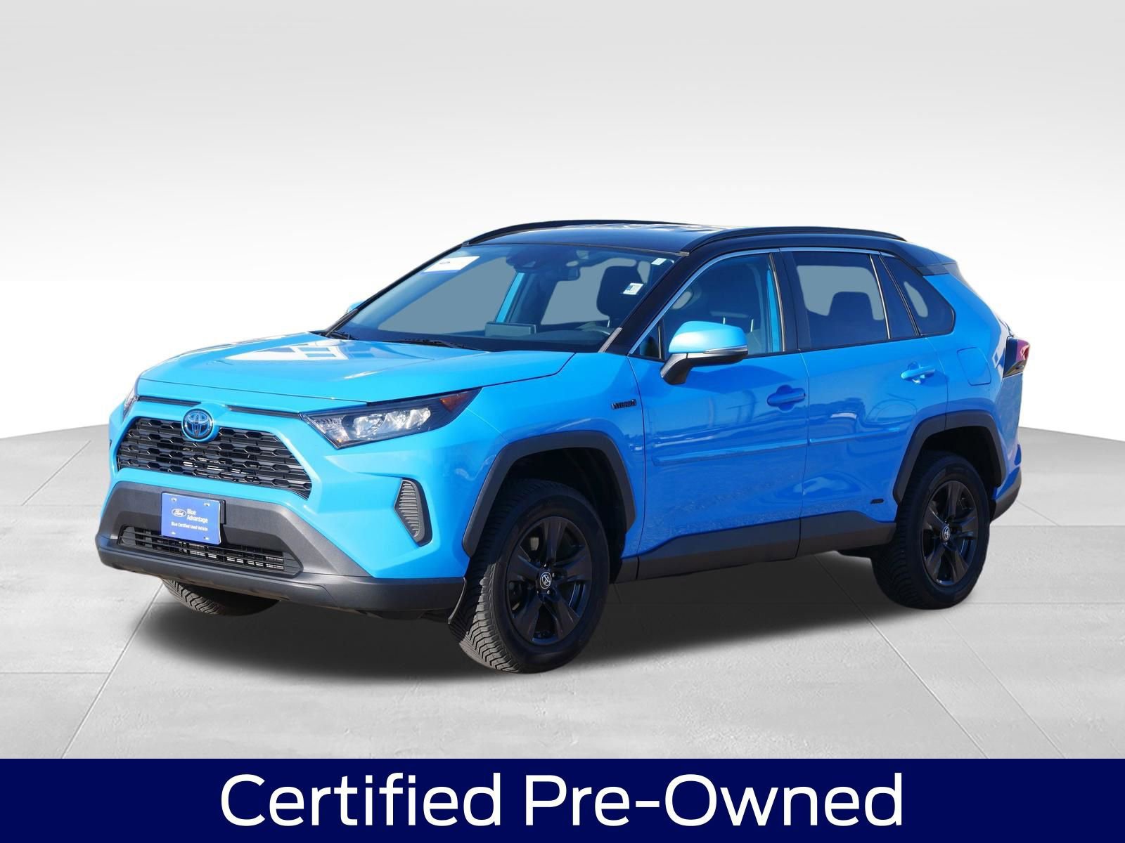 Used 2019 Toyota RAV4 LE w/ Carpet Mat Package AWD/4WD image 7
