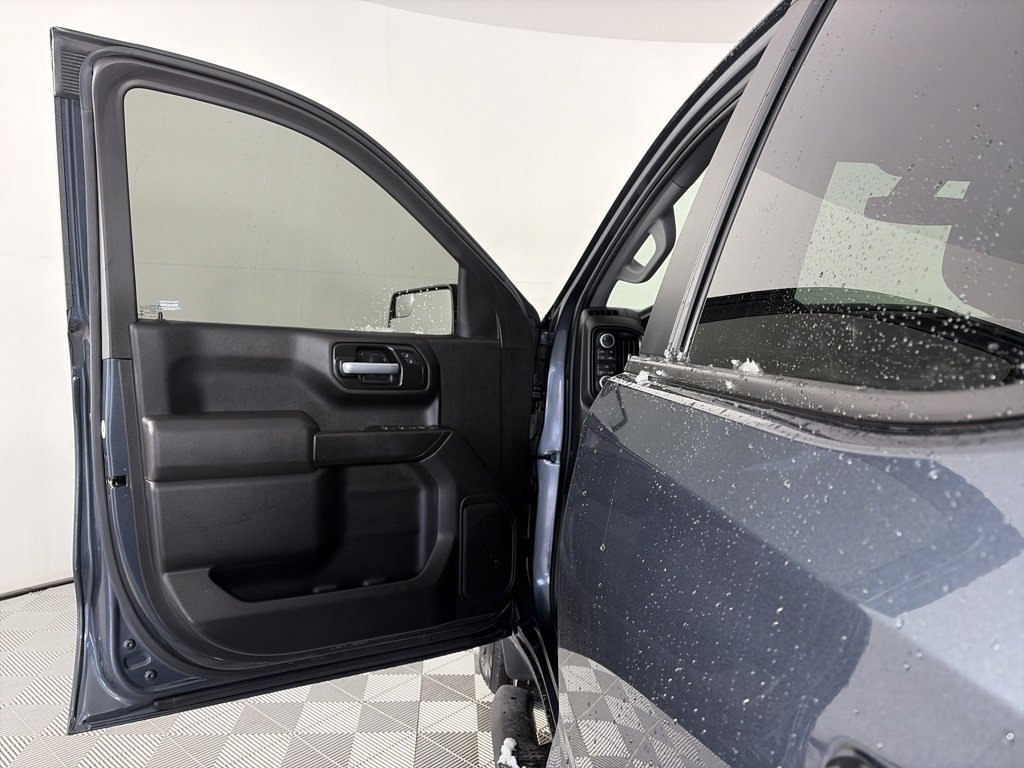 Used 2021 Chevrolet Silverado 1500 Custom w/ LPO, Dark Essentials Package image 9