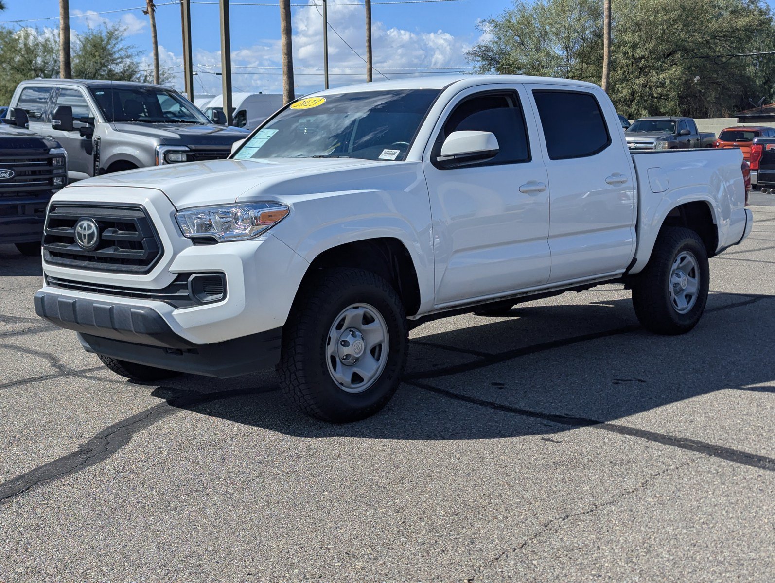 Used 2023 Toyota Tacoma SR AWD/4WD image 5